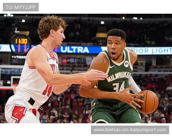 字母哥赛场表态引发球迷群体讨论热潮